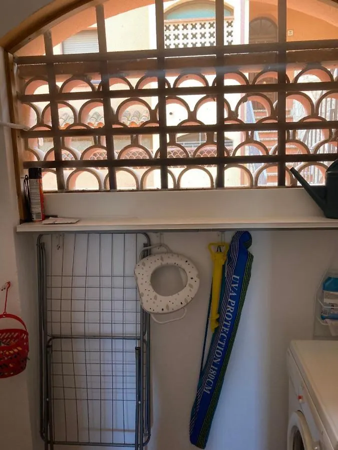 Tres Bel Appartement Entierement Renove Empuriabrava Apartament